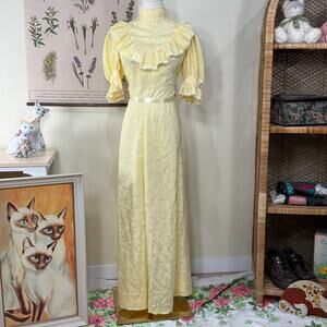 Vintage 70s Floral Ruffle High Neck Dress Prairie Cottage Victorian Romantic S